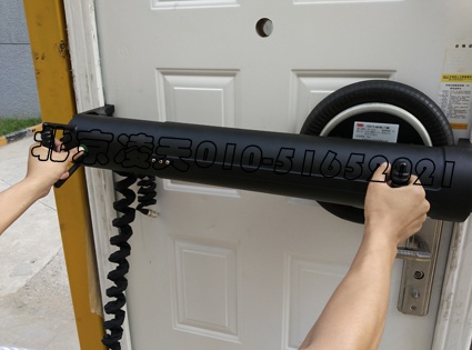 北京凌天外開(kāi)式氣動(dòng)破門(mén)器通過(guò)公安部檢測(cè)認(rèn)證