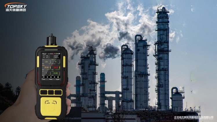 1736839807225998.jpg 13.CD4無線復(fù)合氣體探測(cè)儀第6代.jpg